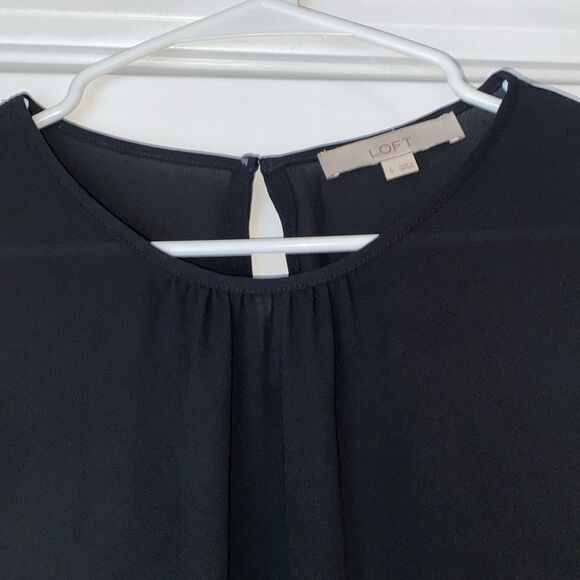 Loft Black Ruffle Sleeve and Waist Top Size Small - Picture 2 of 9